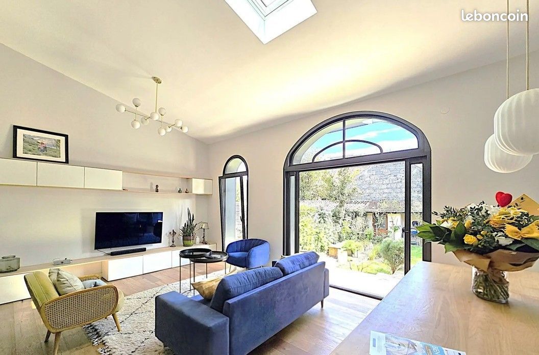 Maison 7 pièces 179 m² · à Crissey · 179 m² · 350 000 €