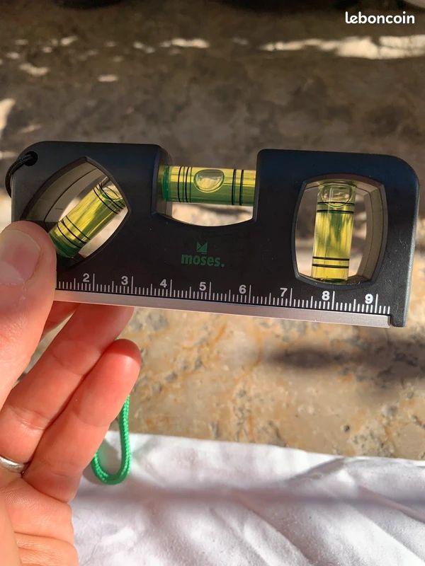 Niveau à bulles Moses. Règle intégrée, magnétique robuste avec trois fioles en acrylique (180°, 90° et 45°) (image 5)