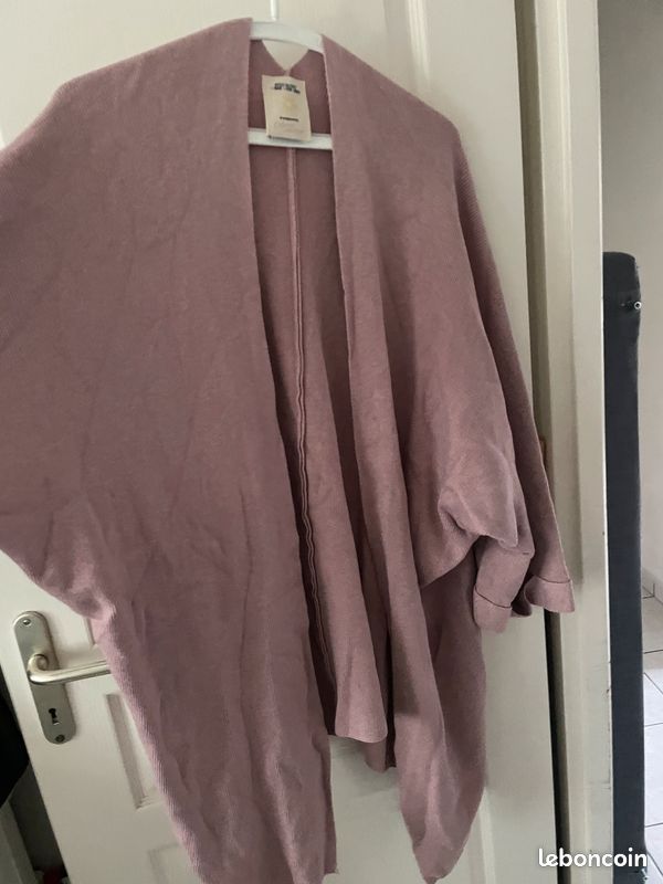 Veste (type pull) rose clair (image 2)