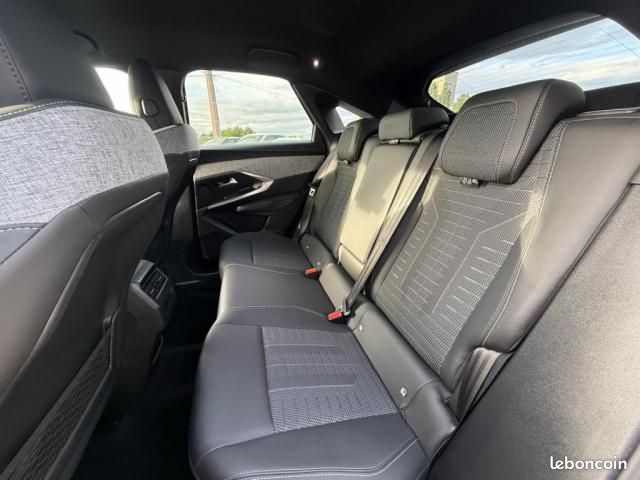 Peugeot 3008 Hybrid 145 e-DCS6 GT (image 11)
