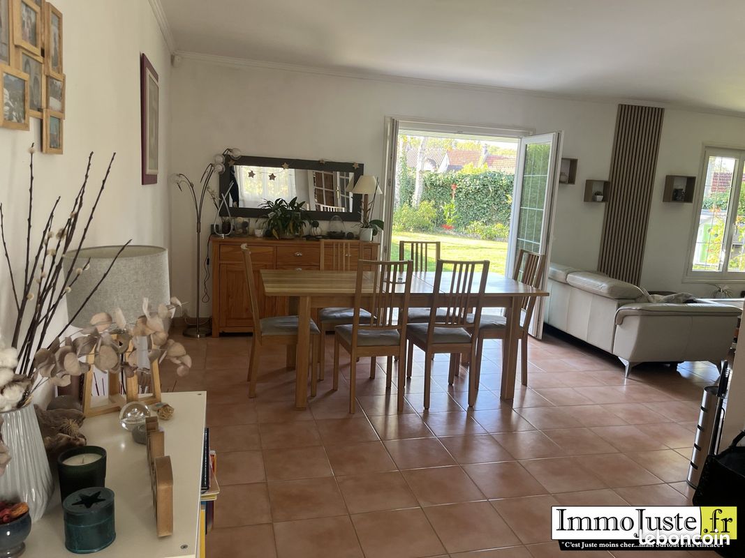 Maison 6 pièces 133 m² · à Auffargis · 133 m² · 399 000 €