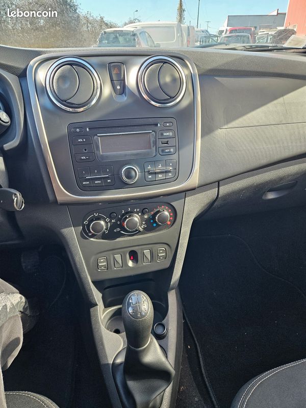 Sandero 1.2 75cv (image 5)