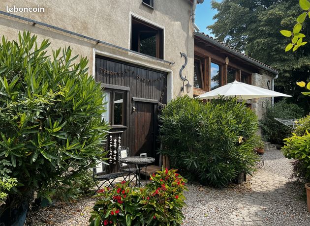 Maison de village 8 pièces 300 m²