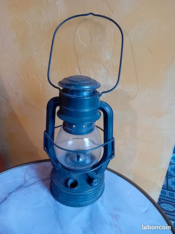 Lampe à pétrole Royalux (image 1)