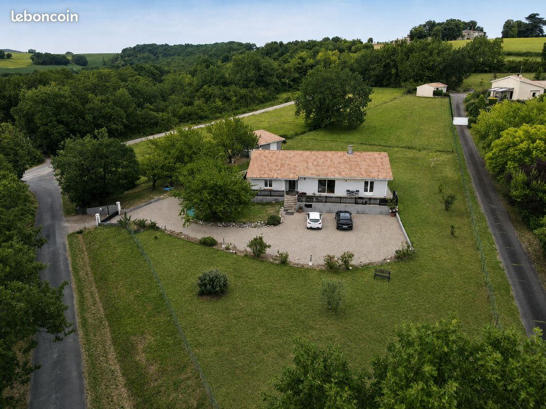 Maison 6 pièces 155 m² · à Aiguillon · 155 m² · 249 000 €