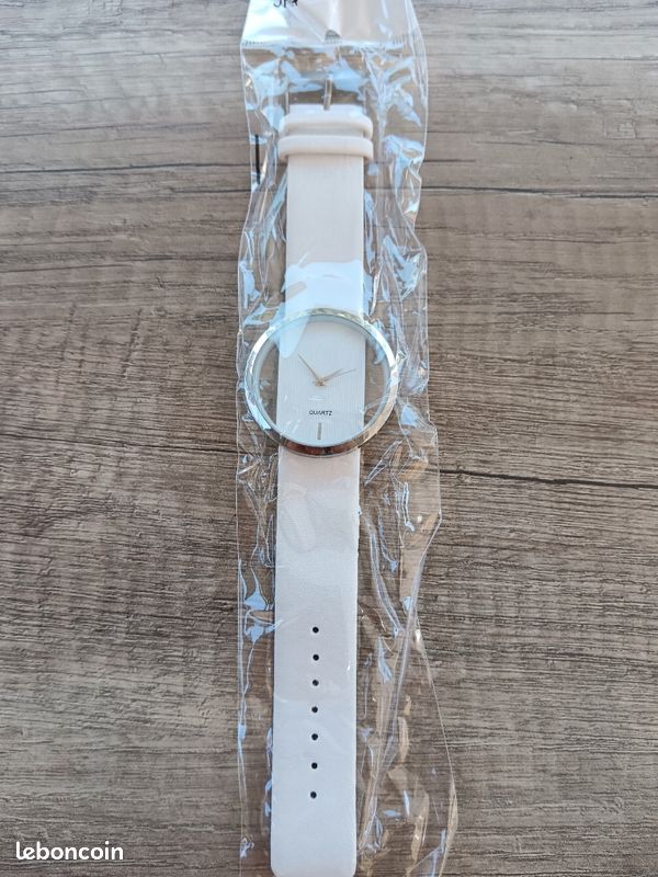 Montre femme (image 3)