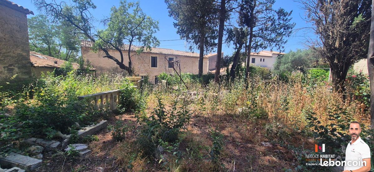 Terrain 257 m² · à Castries · 257 m² · 169 000 €