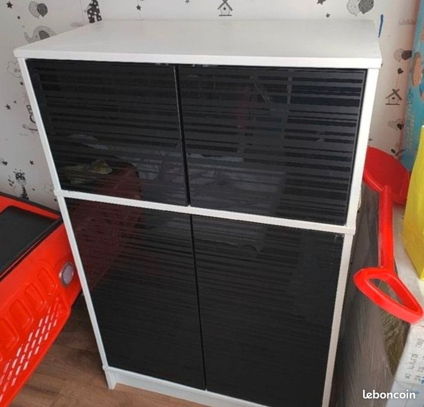Meuble bois Blanc / Portes Laquées Noires (image 1)
