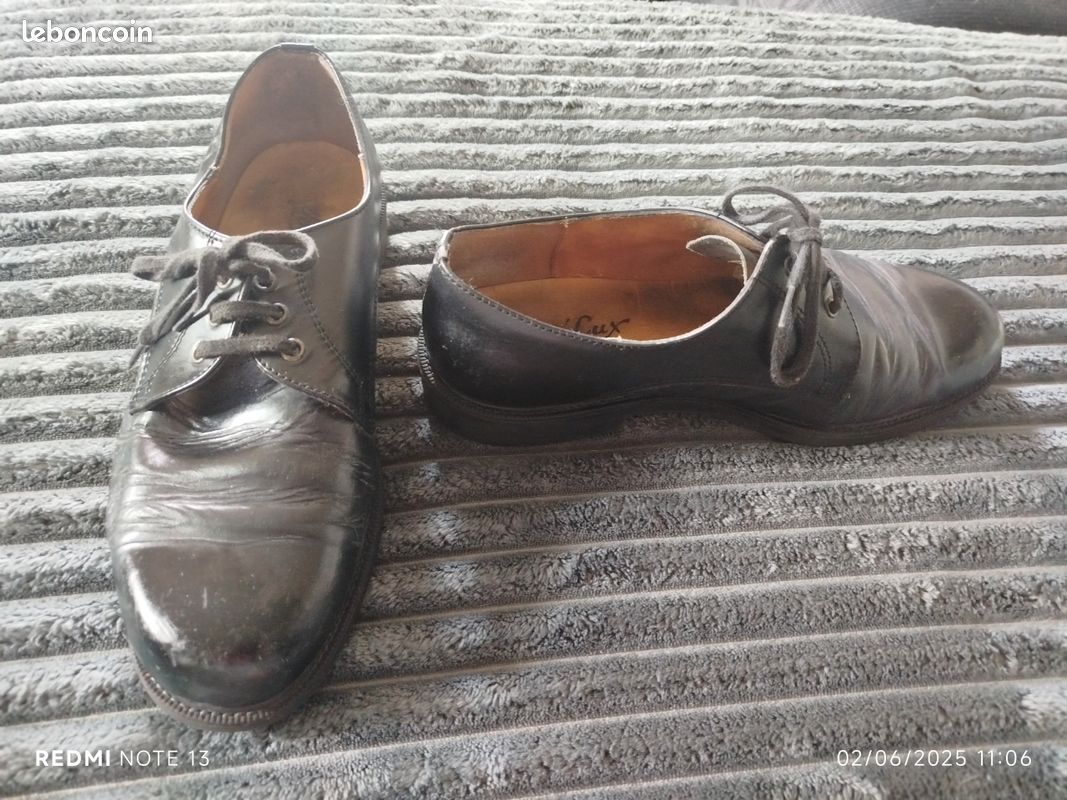 Paire de chaussure de cérémonie gendarmerie gendarme pour homme