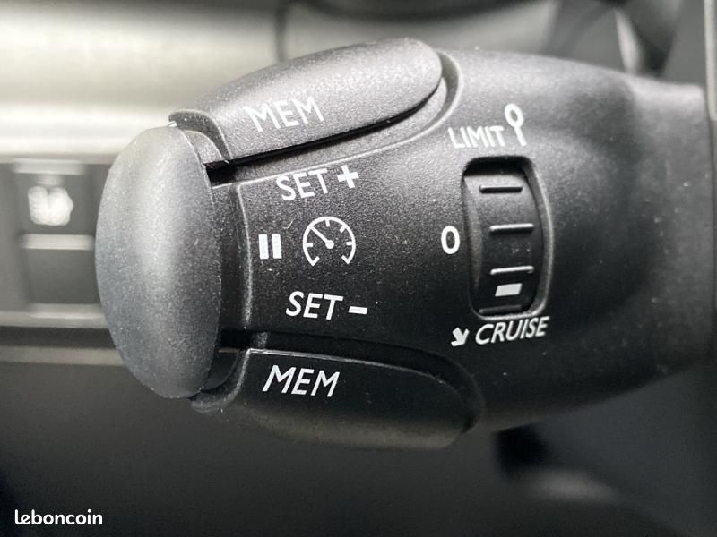 Citroen C3 1.2 PureTech 83ch S&S YOU (image 14)