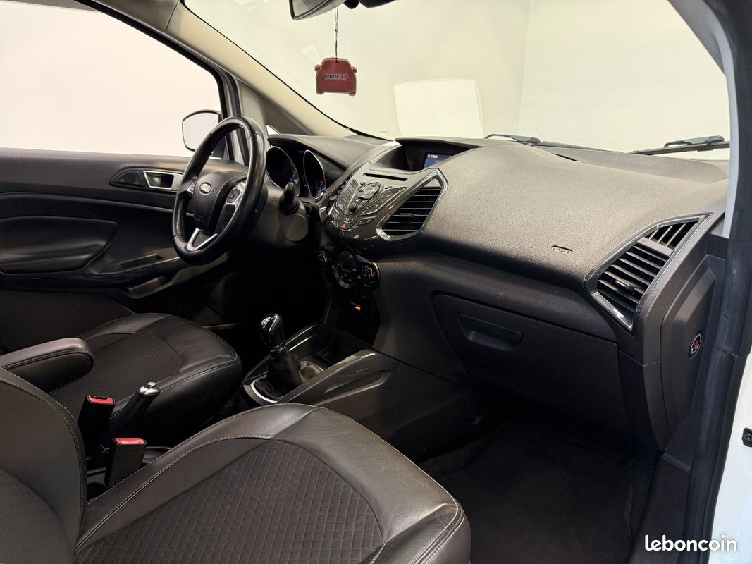 FORD ECOSPORT 1.0 EcoBoost 125 Titanium (image 10)