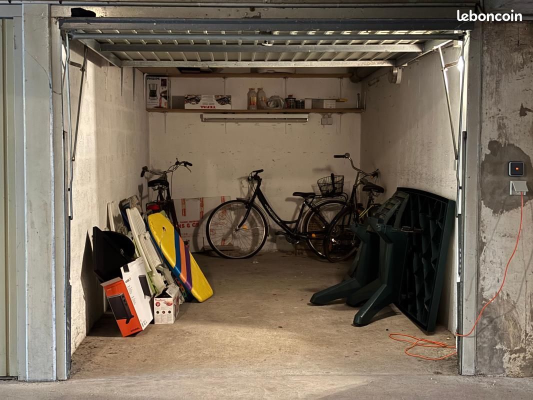 Parking 12 m² · à Vaux-sur-Mer · 12 m² · 28 500 €