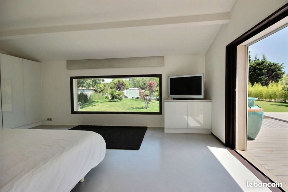 Villa familiale de 180 m2 entre Aix-en-Provence et Marseille au calme à la campagne (image 4)
