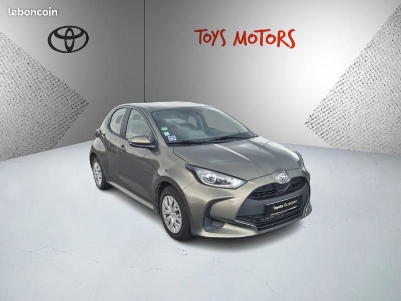 Toyota Yaris 70 VVT-i Dynamic (image 6)