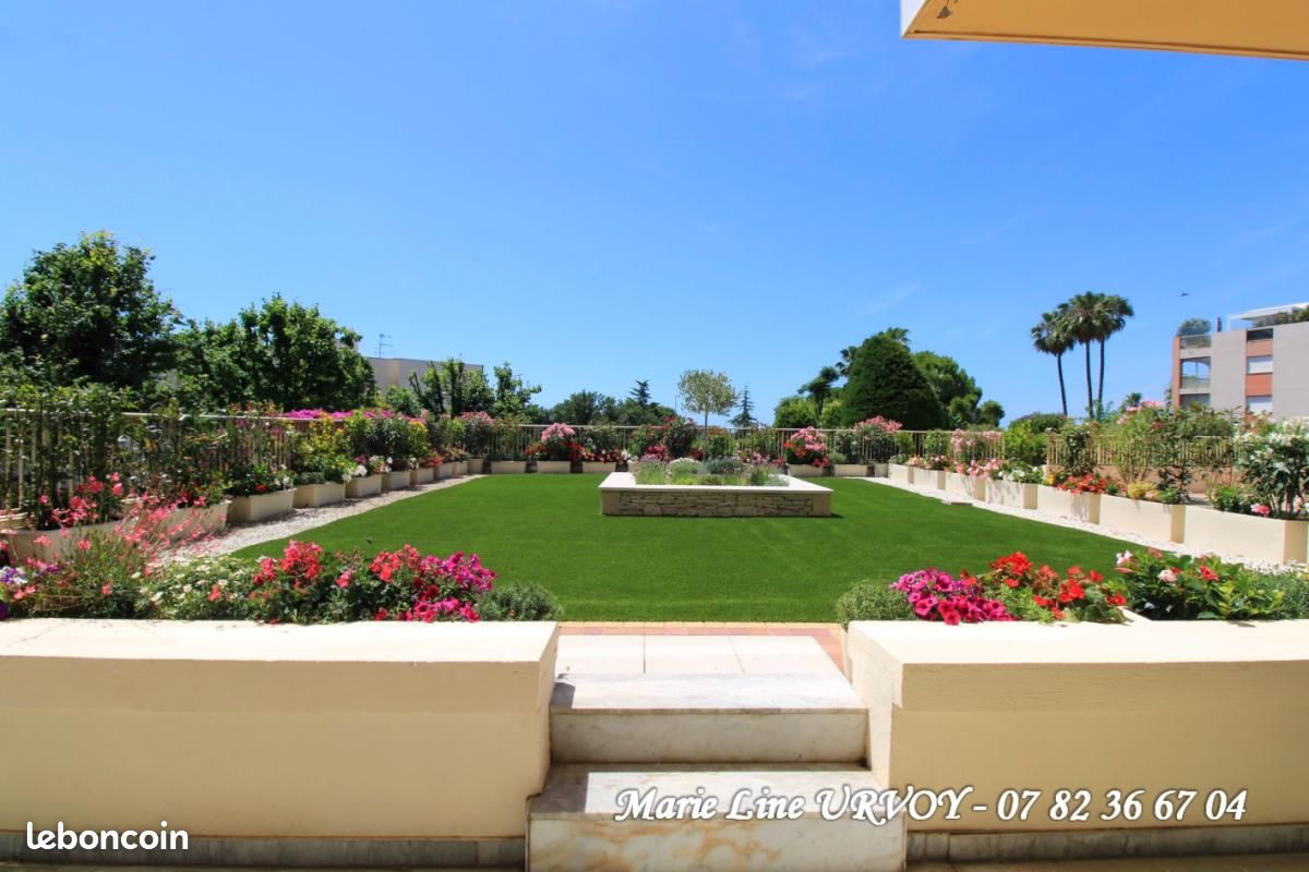 Appartement 4 pièces 100 m² · à Antibes · 100 m² · 500 000 €