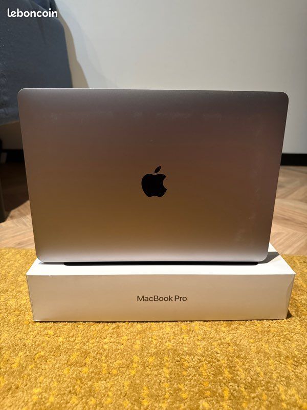 MacBook Pro 13” 2019 – i5 – 8Go – 256Go – Touch Bar – Clavier rétroéclairé (image 5)