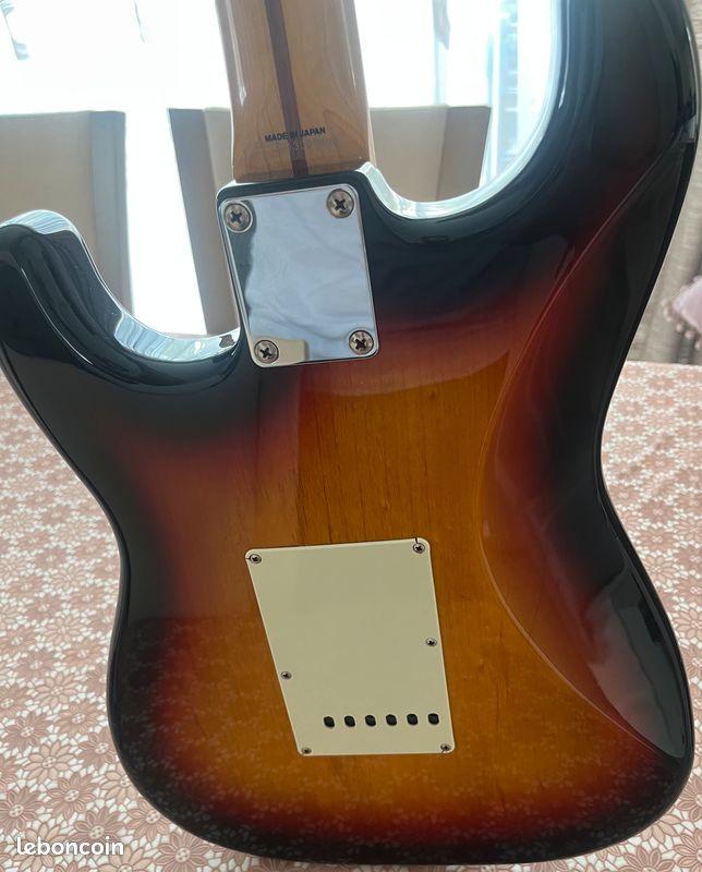 Fender Stratocaster MIJ 2013 Vintage Japan (image 3)