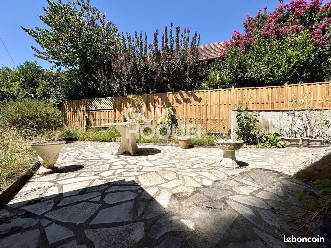 Maison 4 pièces 82 m² · à Poitiers · 82 m² · 186 000 €