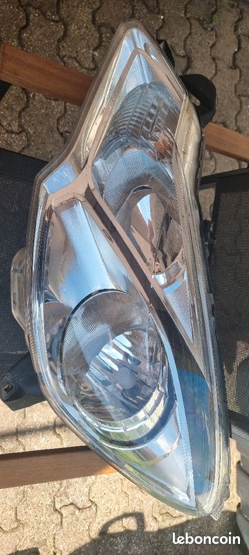 Optique avant droit ds3 c3 (image 1)