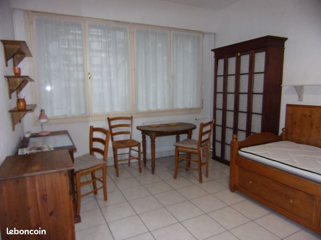 Appartement 1 pièce 18 m² · à Le Mans · 18 m² · 385 €