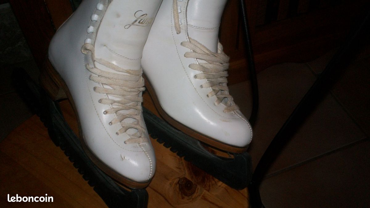 Patins glace blancs (image 2)