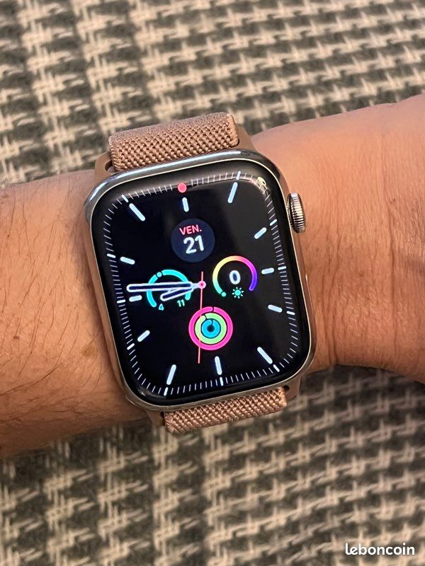 🍁Bracelet extensible montre Apple Watch 42mm, 44mm, 45mm, SE et Ultra 1 2 3 49mm couleur beige nude (image 1)