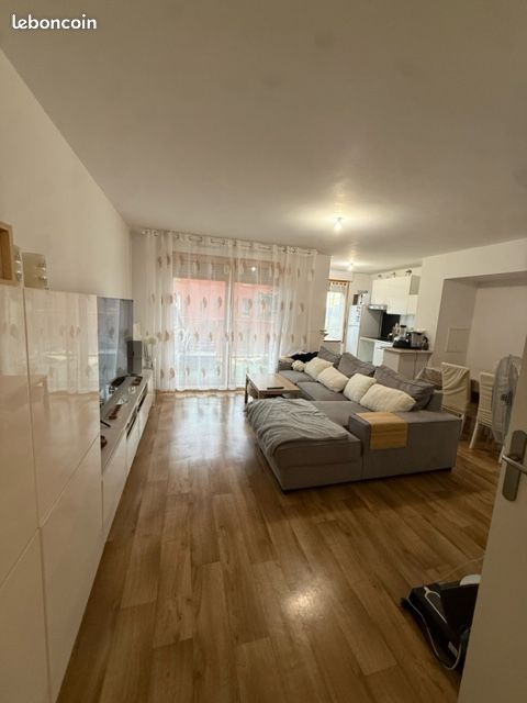 Appartement 3 pièces 68 m² · à Ivry-sur-Seine · 68 m² · 1 490 €/mois
