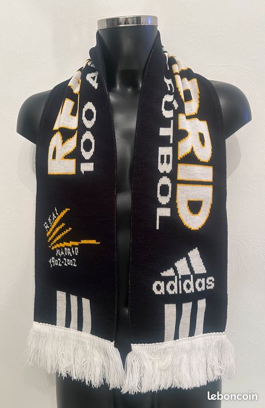 Maillot de football vintage Adidas Real Madrid Domicile Petit modèle en