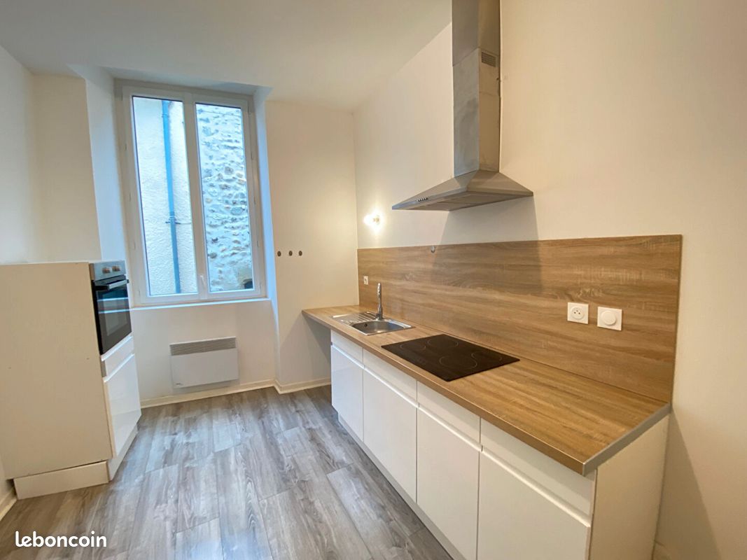 Appartement 2 pièces 44 m² · à Saint-Péray · 44 m² · 554 €/mois
