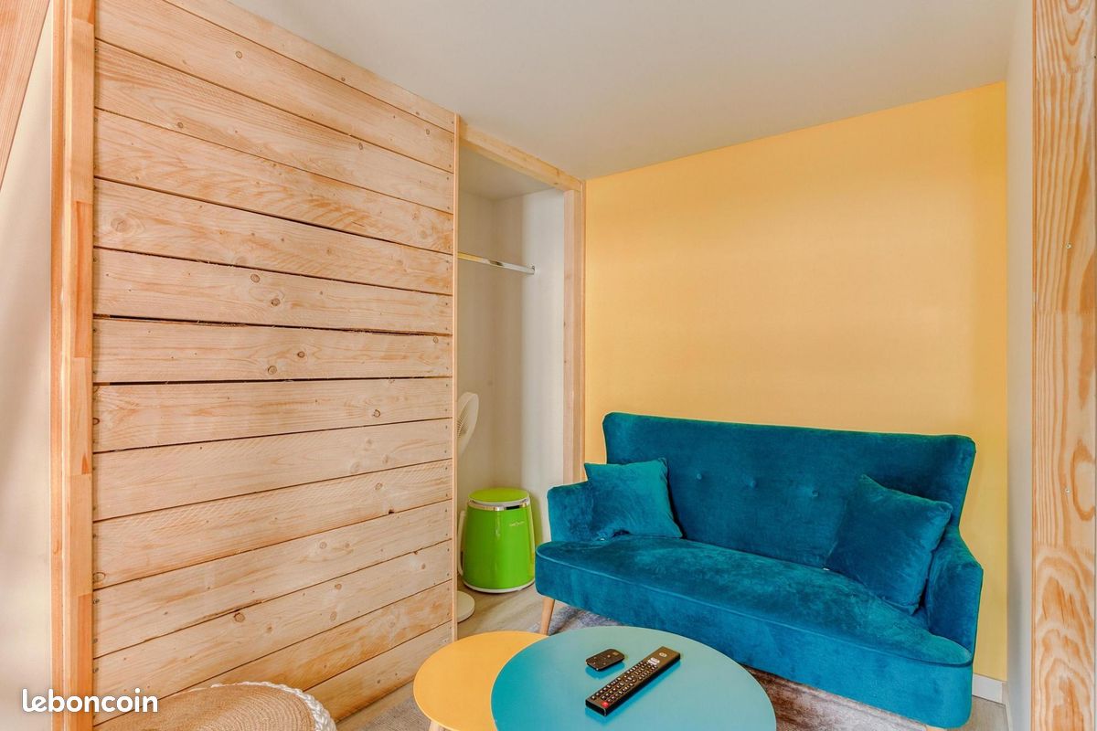 Appartement 1 pièce 19 m² · à Versailles · 19 m² · 450 €