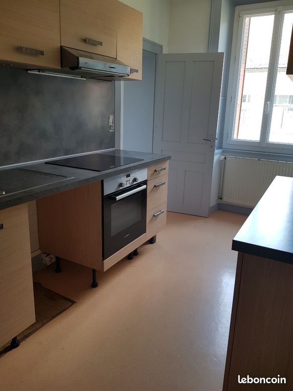 Appartement 4 pièces 97 m² · à Septmoncel les Molunes · 97 m² · 695 €