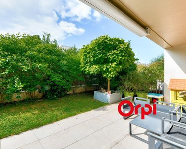 Appartement 330 000 € - 94 m²