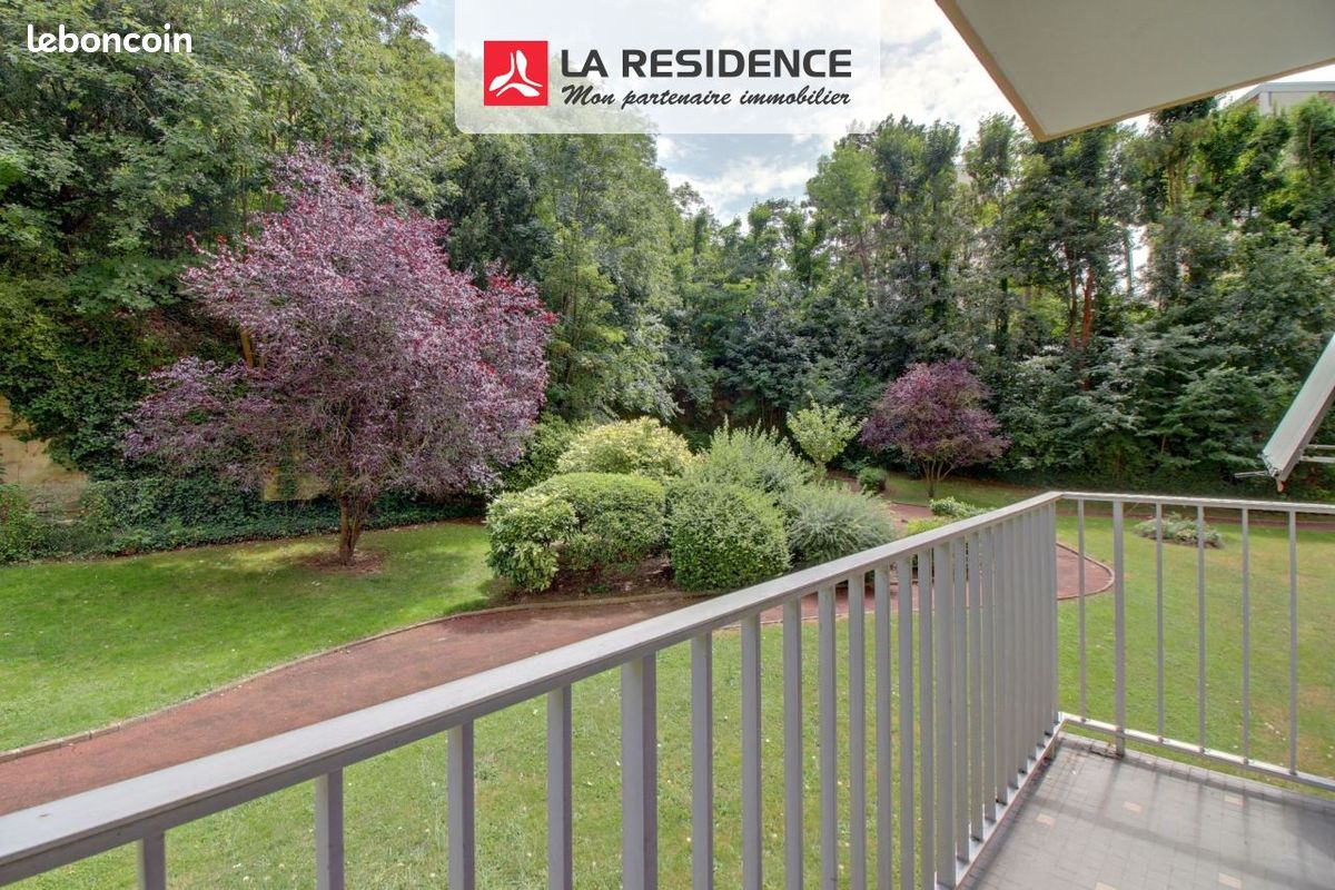 Appartement 4 pièces 72 m² · à Poissy · 72 m² · 220 000 €