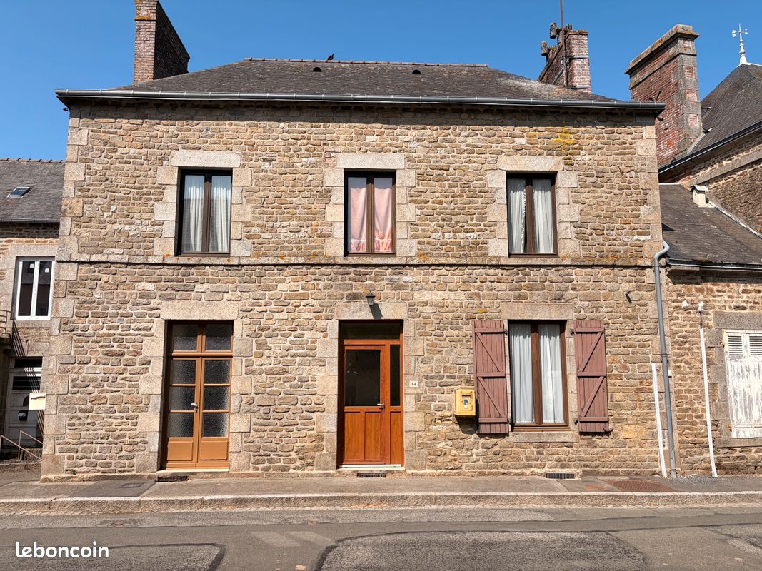 Maison 8 pièces 110 m² · à Hardanges · 110 m² · 80 000 €