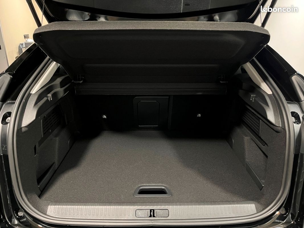 Citroen C4 1.2 HYBRIDE 145 S&S MAX AUTOMATIQUE (image 8)