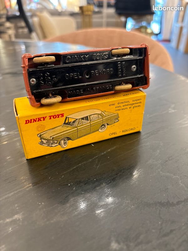 Dinky toys 554 Boite d'origine Opel Rekord Made in France Meccano