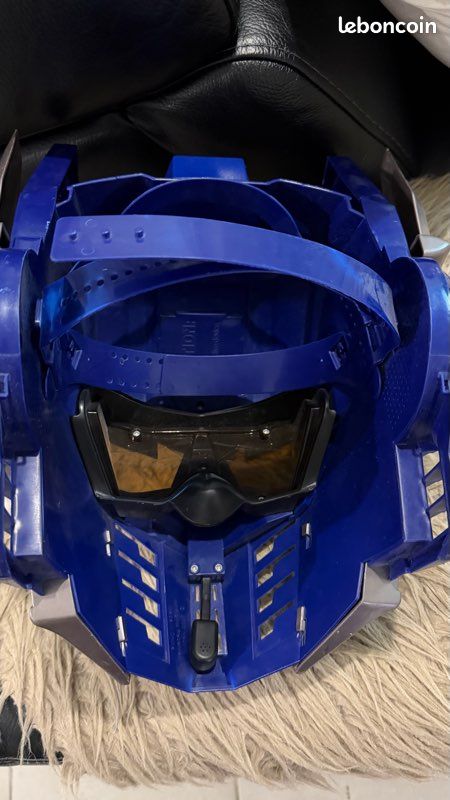 Lot Casque Et Arme Transformers – Casque Optimus Prime Autobot Hasbro, Occasion, Fonctionnel