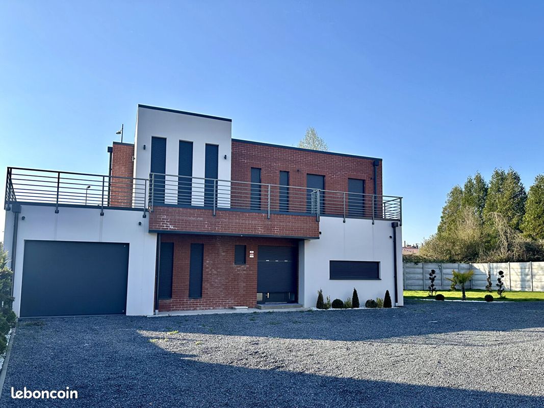 Maison 7 pièces 179 m² · à Seclin · 179 m² · 470 000 €