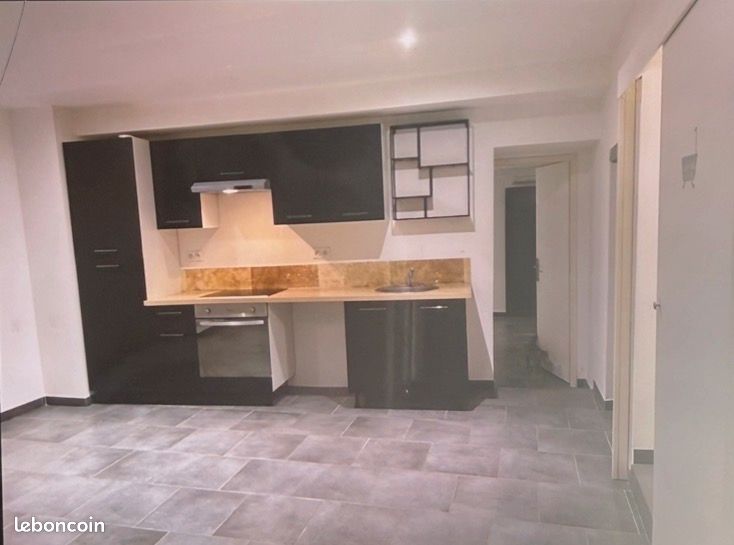 Appartement 2 pièces 65 m² · à Pernes-les-Fontaines · 65 m² · 720 €