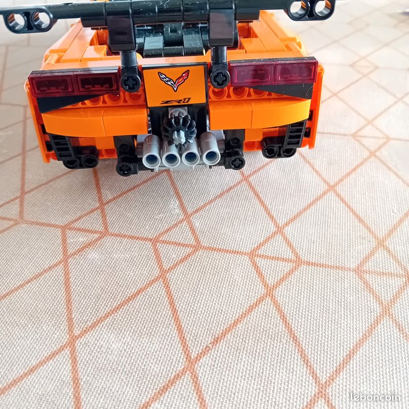 Voiture Chevrolet lego Technique (image 5)