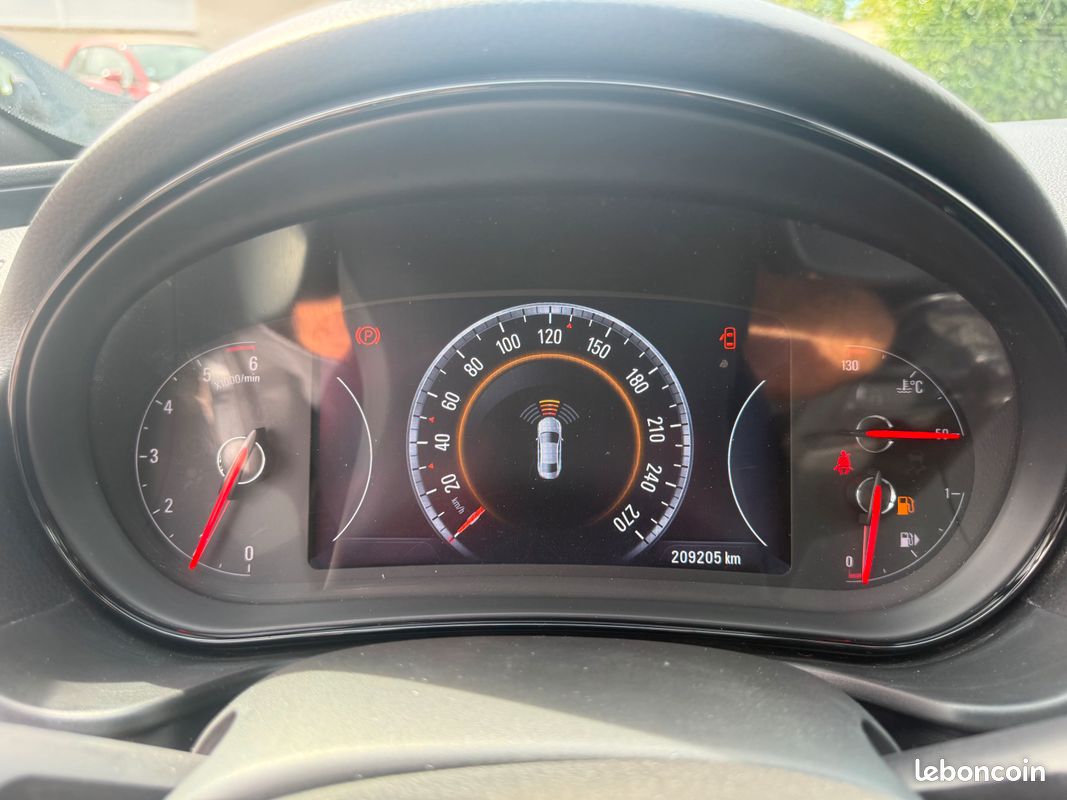 OPEL INSIGNIA BREAK Sports Tourer 2.0 140 cV * Sièges RECARO (image 9)