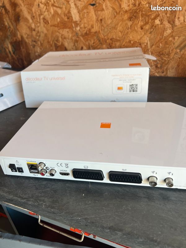 Télécommande Décodeur Orange Vocale - TV UHD 4K ( neuve Télécommande Décodeur Orange Vocale - TV UHD 4K ( neuve
