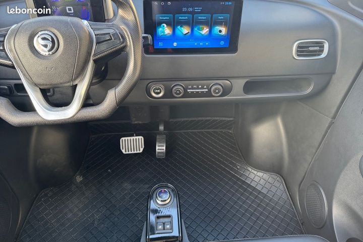 SIMPLICI S1 Voiture sans permis électrique neuve Autonomie 100 km (image 9)