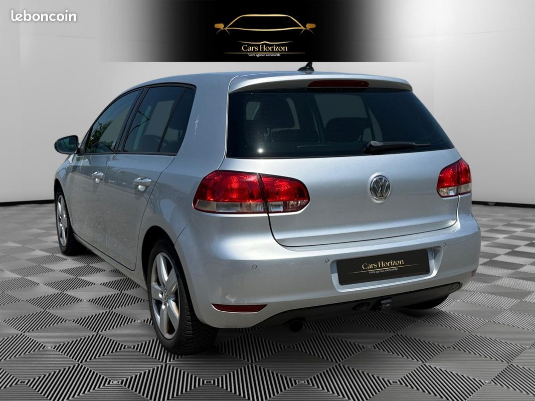 VOLKSWAGEN GOLF 6 1.6 TDi 16v 105cv / Clim auto / Kit distribution ok (image 4)