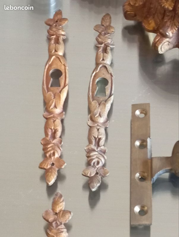 Ensemble de pièces en bronze anciennes pour meubles (image 3)