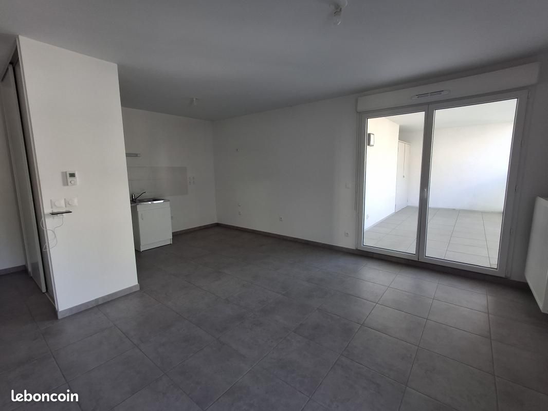 Appartement 2 pièces 43 m² · à Saint-Égrève · 43 m² · 470 €/mois