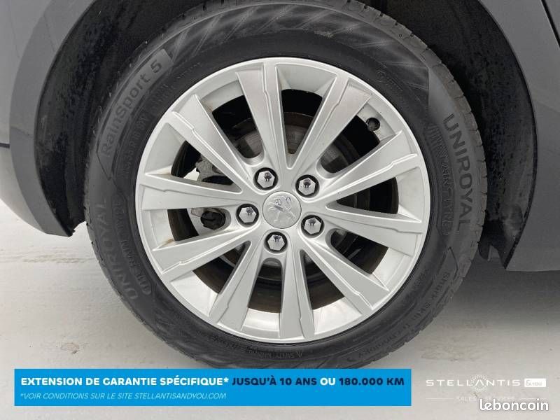 Peugeot 308 PureTech 110ch S&S BVM6 Style (image 36)