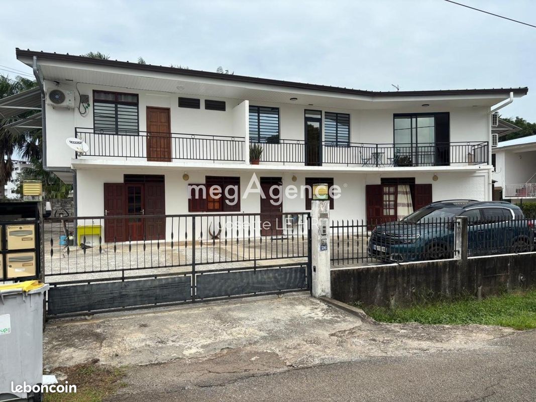 Immeuble 3 pièces 402 m² · à Cayenne · 402 m² · 820 000 €