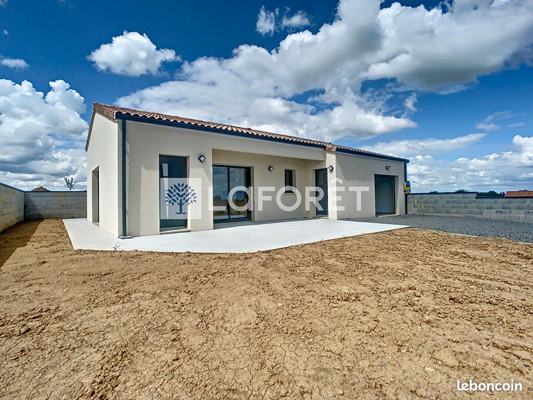 Maison 3 pièces 93 m² · à Bressuire · 93 m² · 840 €
