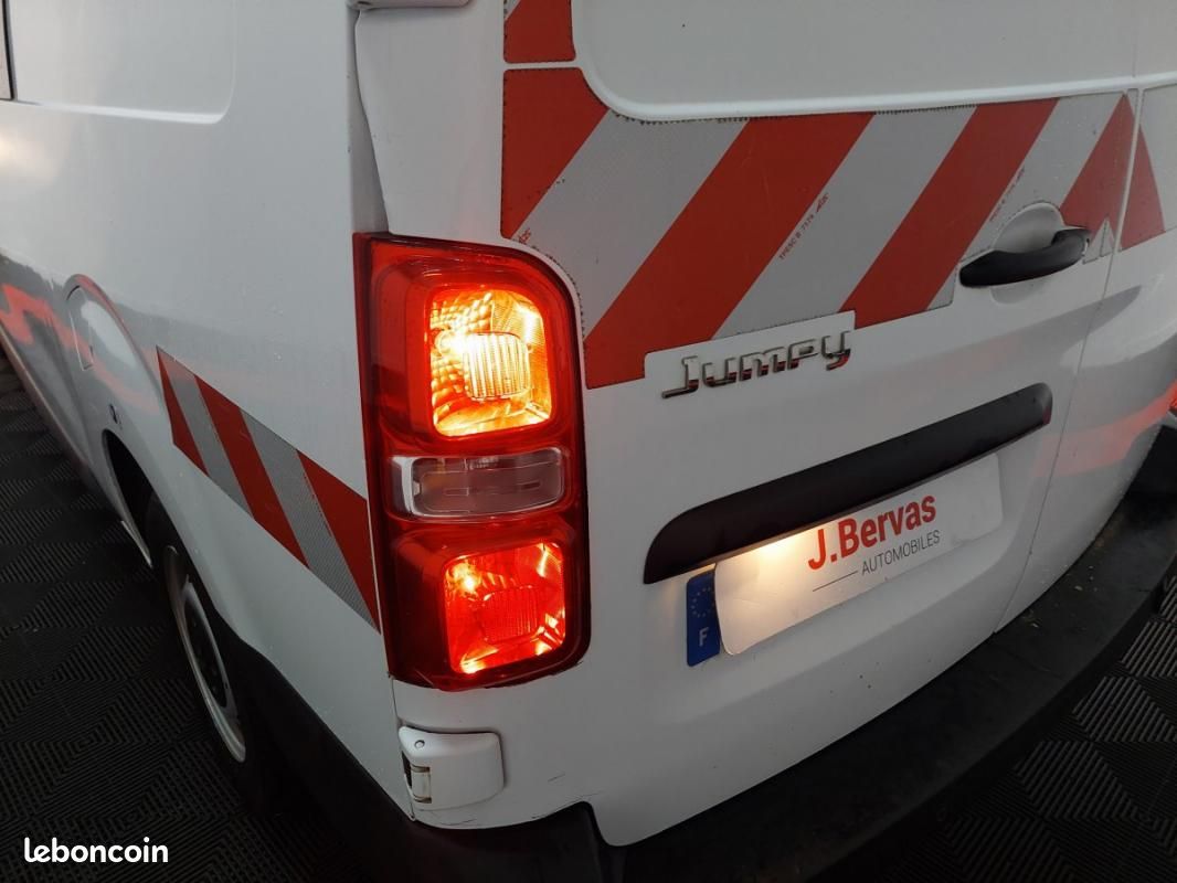 Citroën Jumpy Cabine Approfondie XL 2.0 BlueHDi 120 Club (image 21)